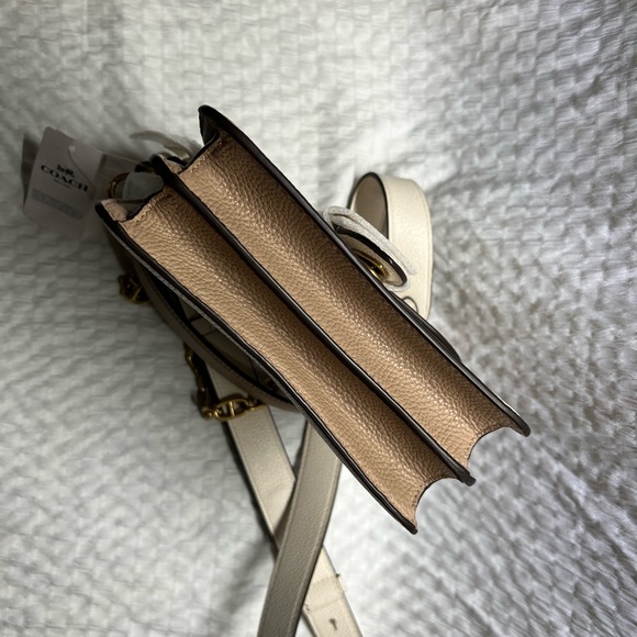 NWT Coach Beat Shoulder Bag 18 Horse & Carriage Print Brass/ Chalk Taupe $450. - Picture 6 of 7